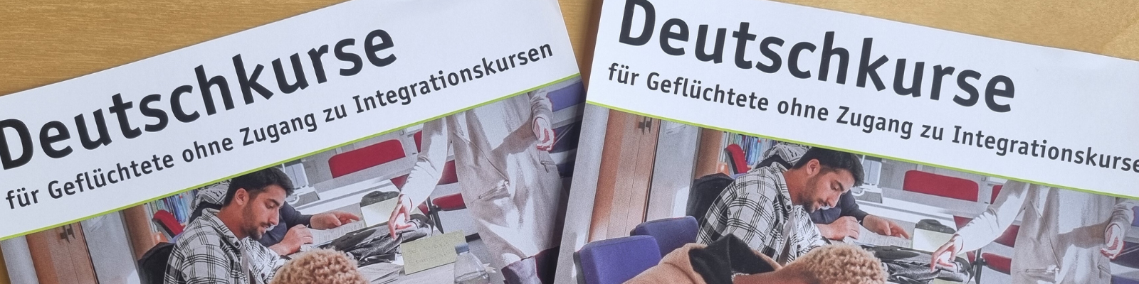 Flyer der Deutschkurse bei Tür an Tür. Kurszeitraum: 31. März – 18. Juli 2025. Jetzt anmelden.