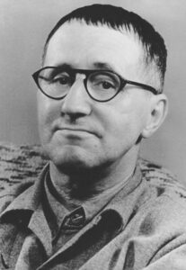 Bertolt Brecht; Bundesarchiv, Foto: Kolbe, Jörg