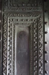 Ayasofya'dan bir Bronz kapı 2009 Kaynak: Wikipedia