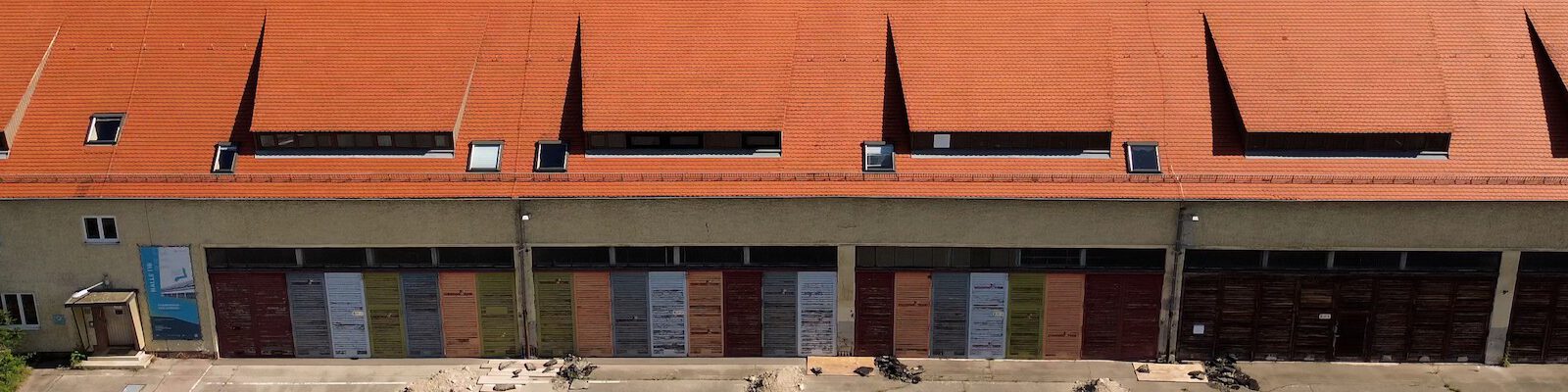 Dach der Halle 116. Foto: Alexander Yarmak