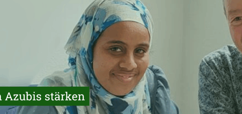 Wegbegleiter*innen gesucht bei Tür an Tür – Ehrenamtliche unterstützen Auszubildende mit Fluchterfahrung.