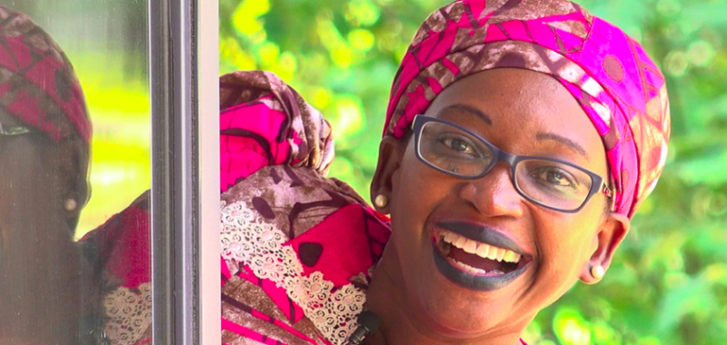 Schriftstellerin Stella Nyanzi bei der Lesung „Im Mundexil“ in Augsburg