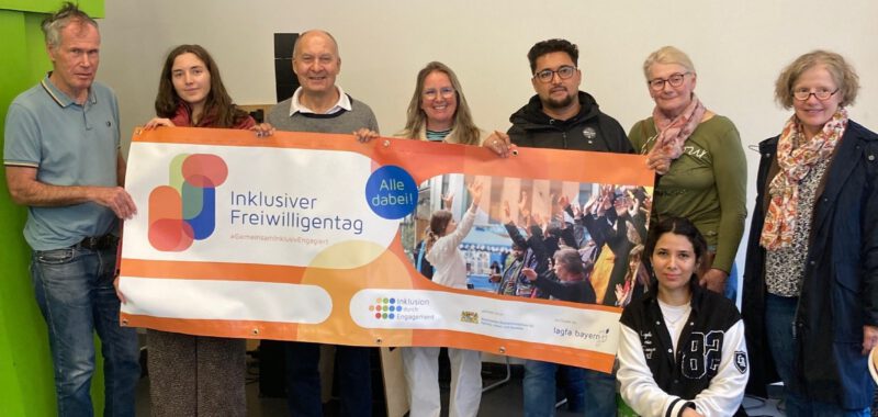Gruppe Freiwilliger am Freiwilligentag
